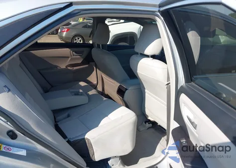 2016 Toyota Camry Le z USA, uszkodzony, nr VIN 4T4BF1FK6GR544108